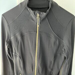 Lululemon Forme Jacket Laser-Cut Black with Gold Size 8 EUC